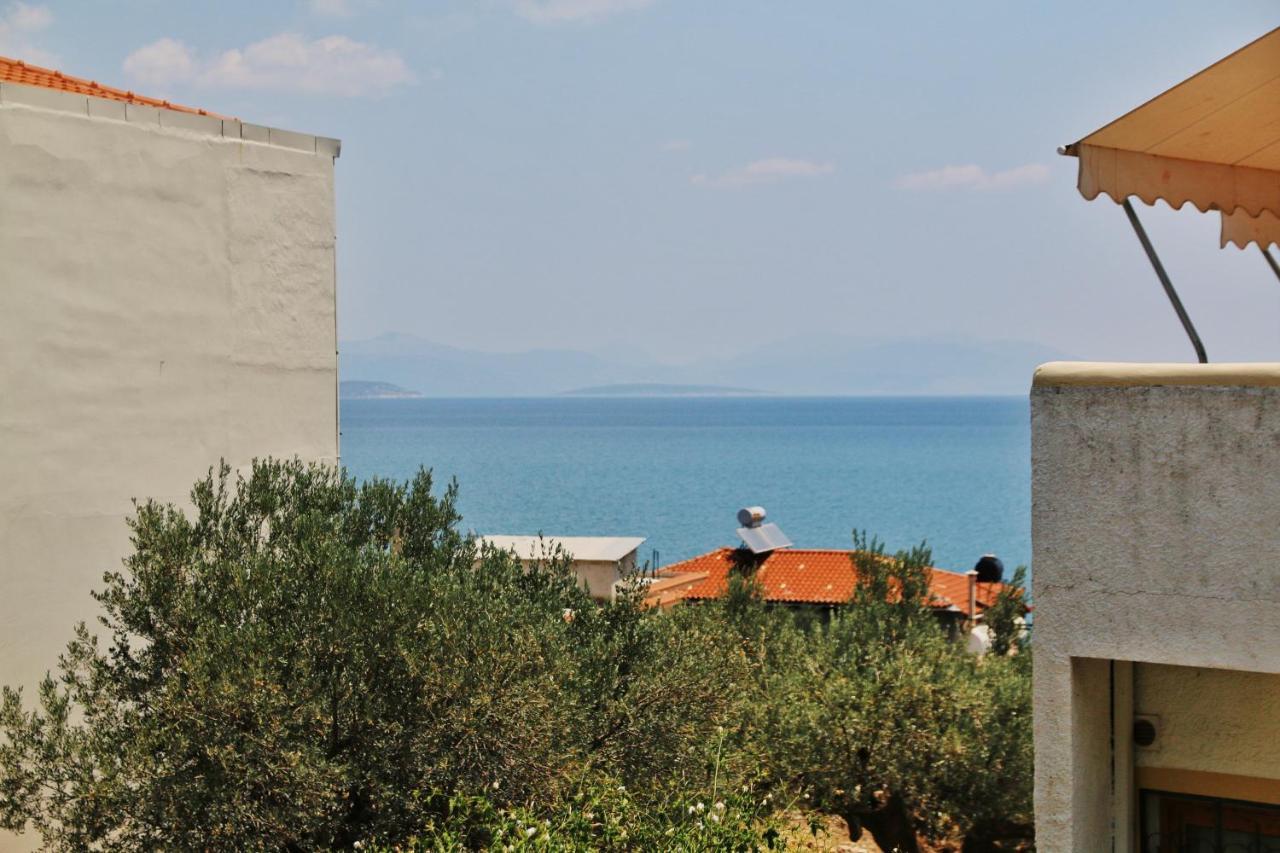 2 Space - Selfcatering Apartment Helen No 7 Xiropigado Exterior foto